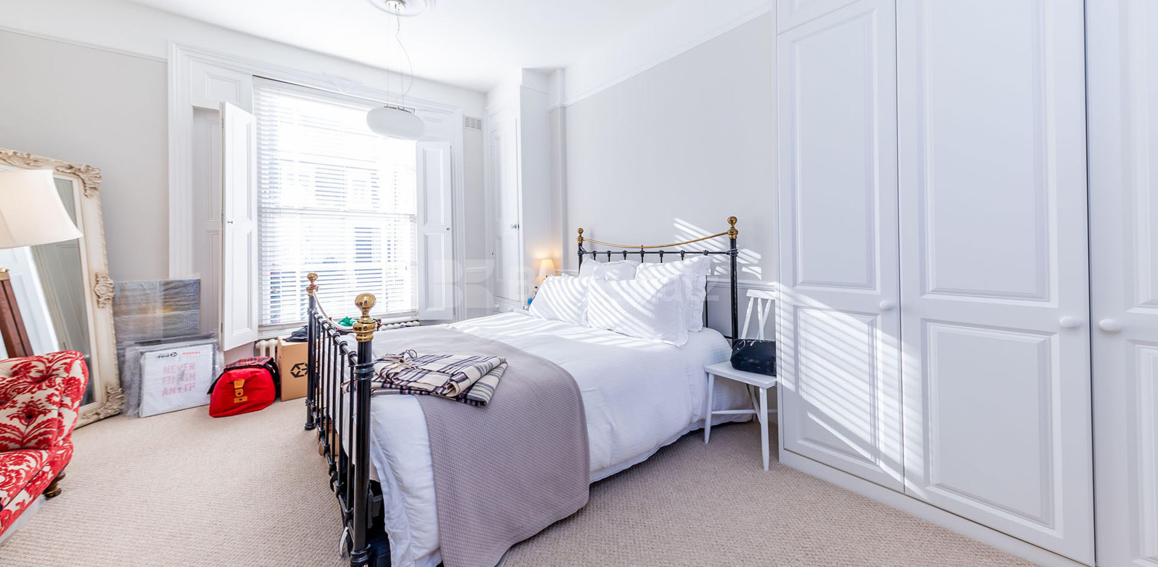 Spacious one bedroom set in period conversion Agar Grove, Camden Square NW1